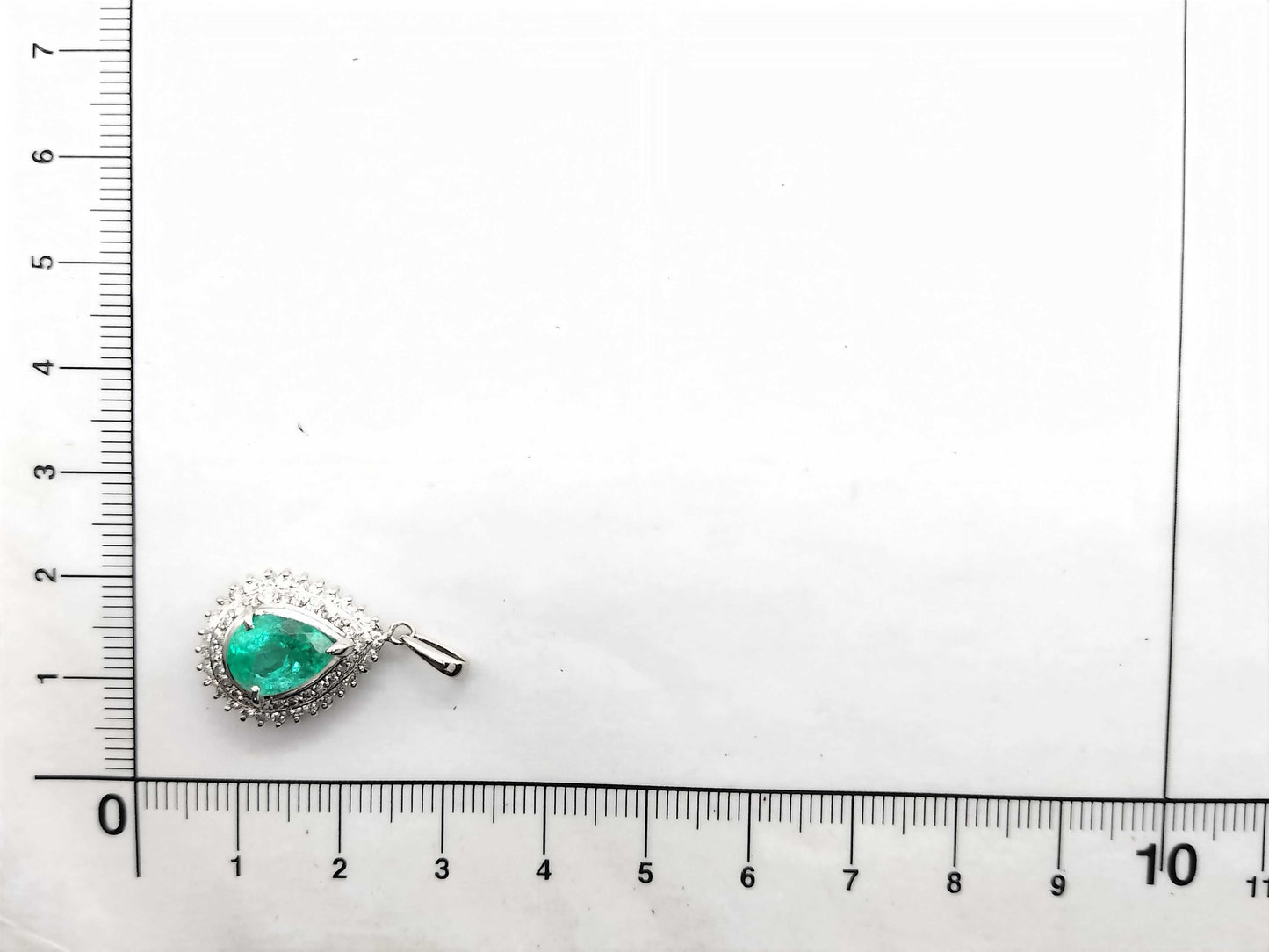 E2.08ct D0.67ct PT900 6.5g Pendant Top