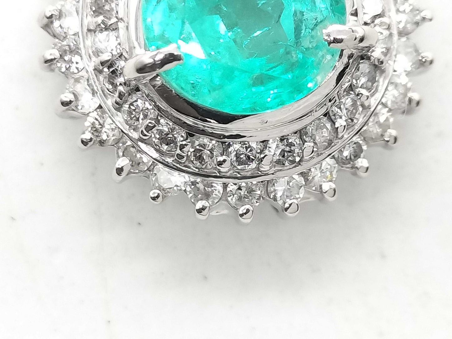 E2.08ct D0.67ct PT900 6.5g Pendant Top