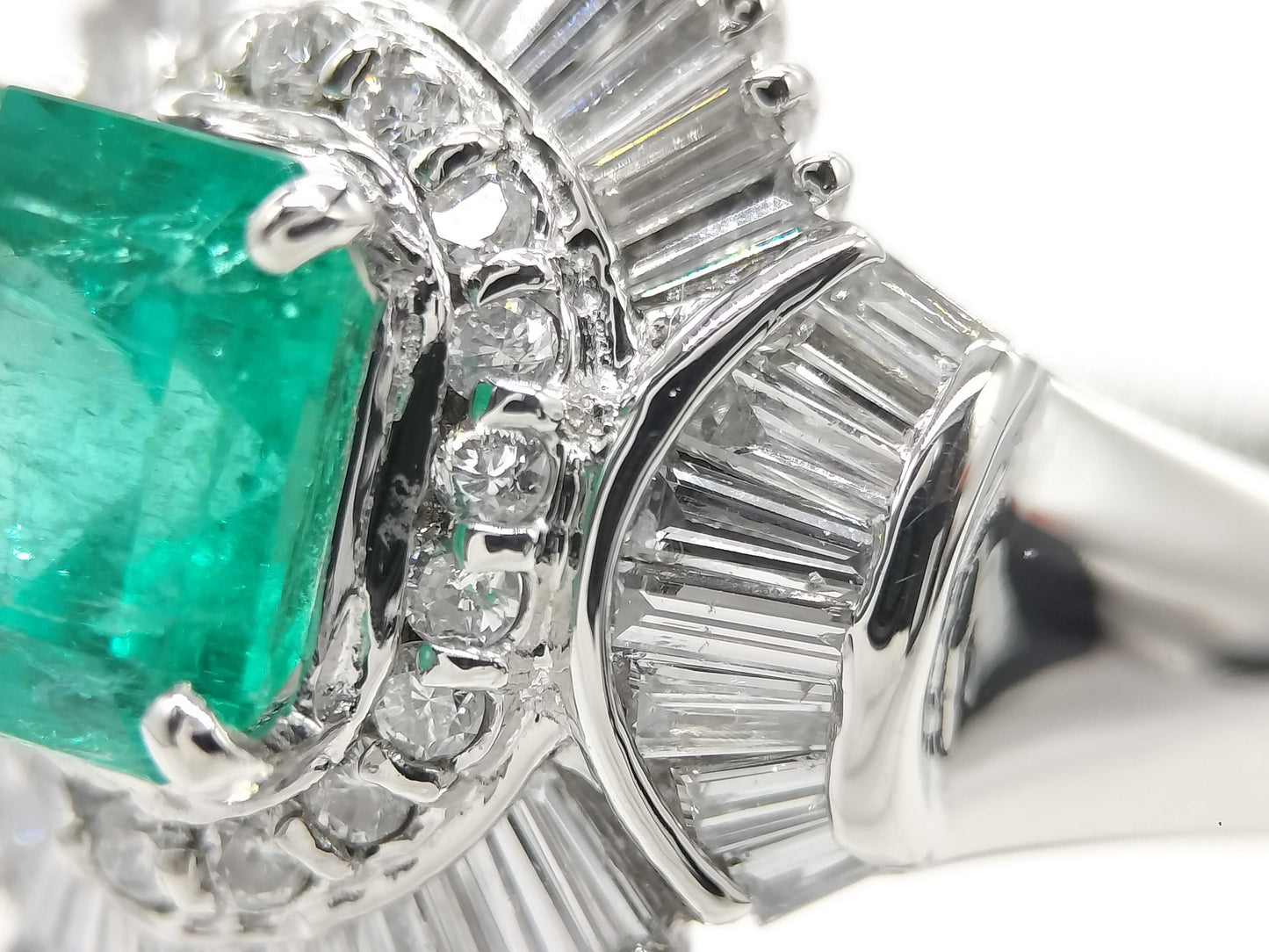 E1.27ct D0.90ct PT900 8.5g Ring