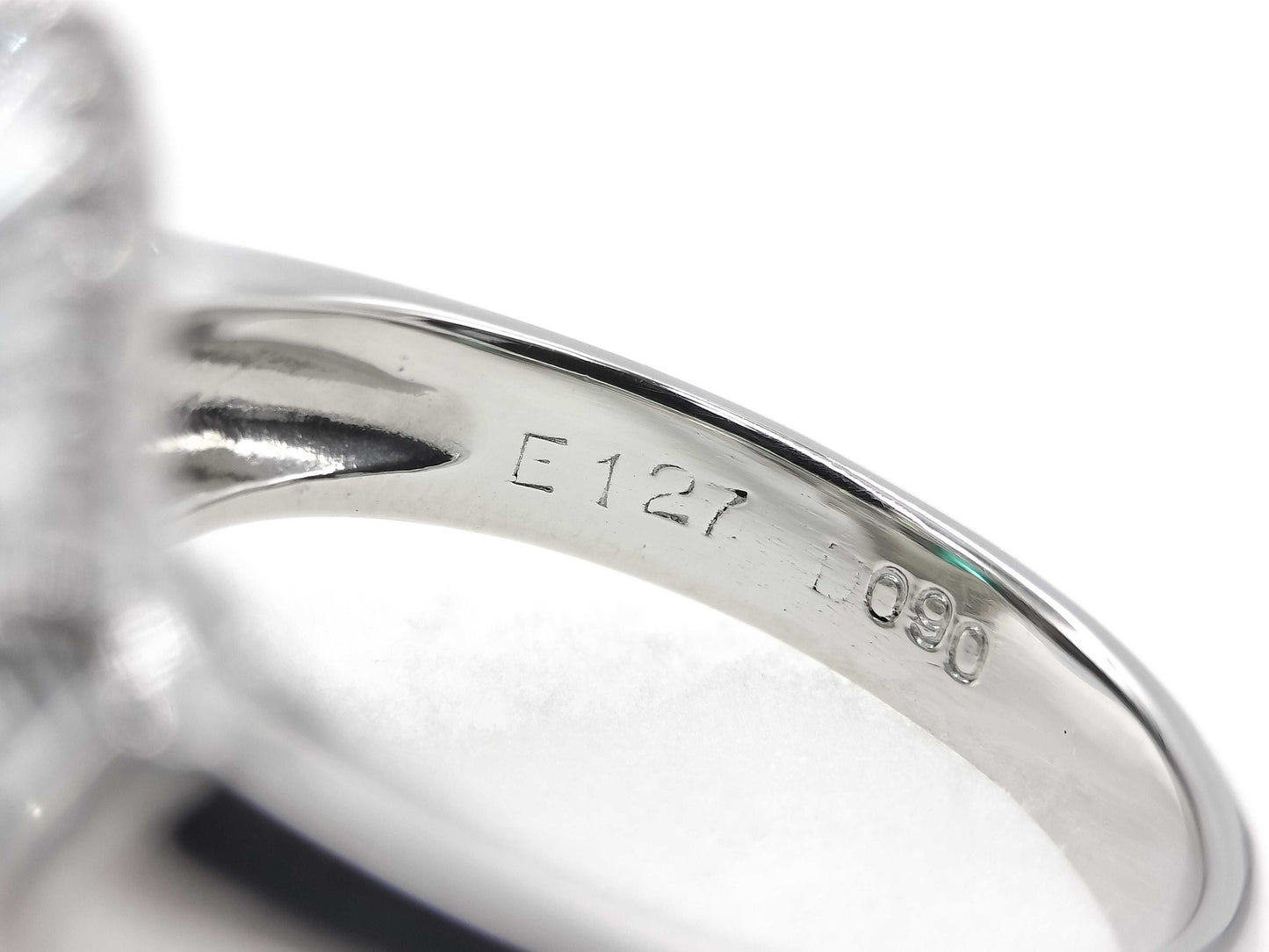 E1.27ct D0.90ct PT900 8.5g Ring