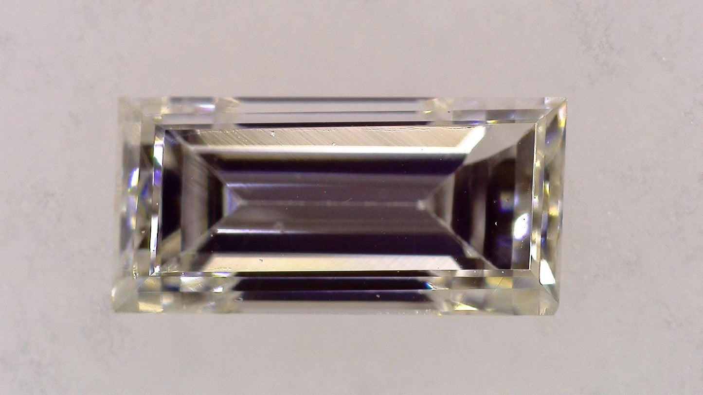 0.262ct H VS-2 ****/GD/FR MEDIUM BLUE NATURAL 5.02-2.43X2.13mm RCT Diamond Loose