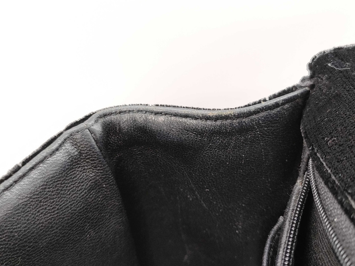 CHANEL Velvet Matelasse Chain Shoulder Bag