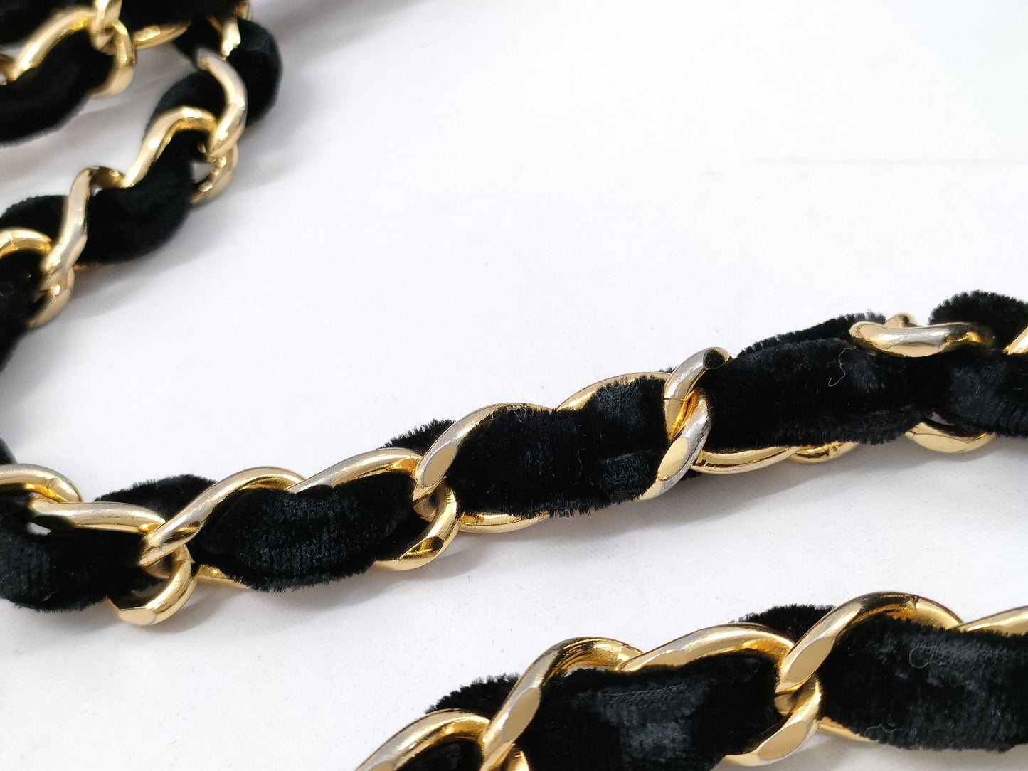CHANEL Velvet Matelasse Chain Shoulder Bag