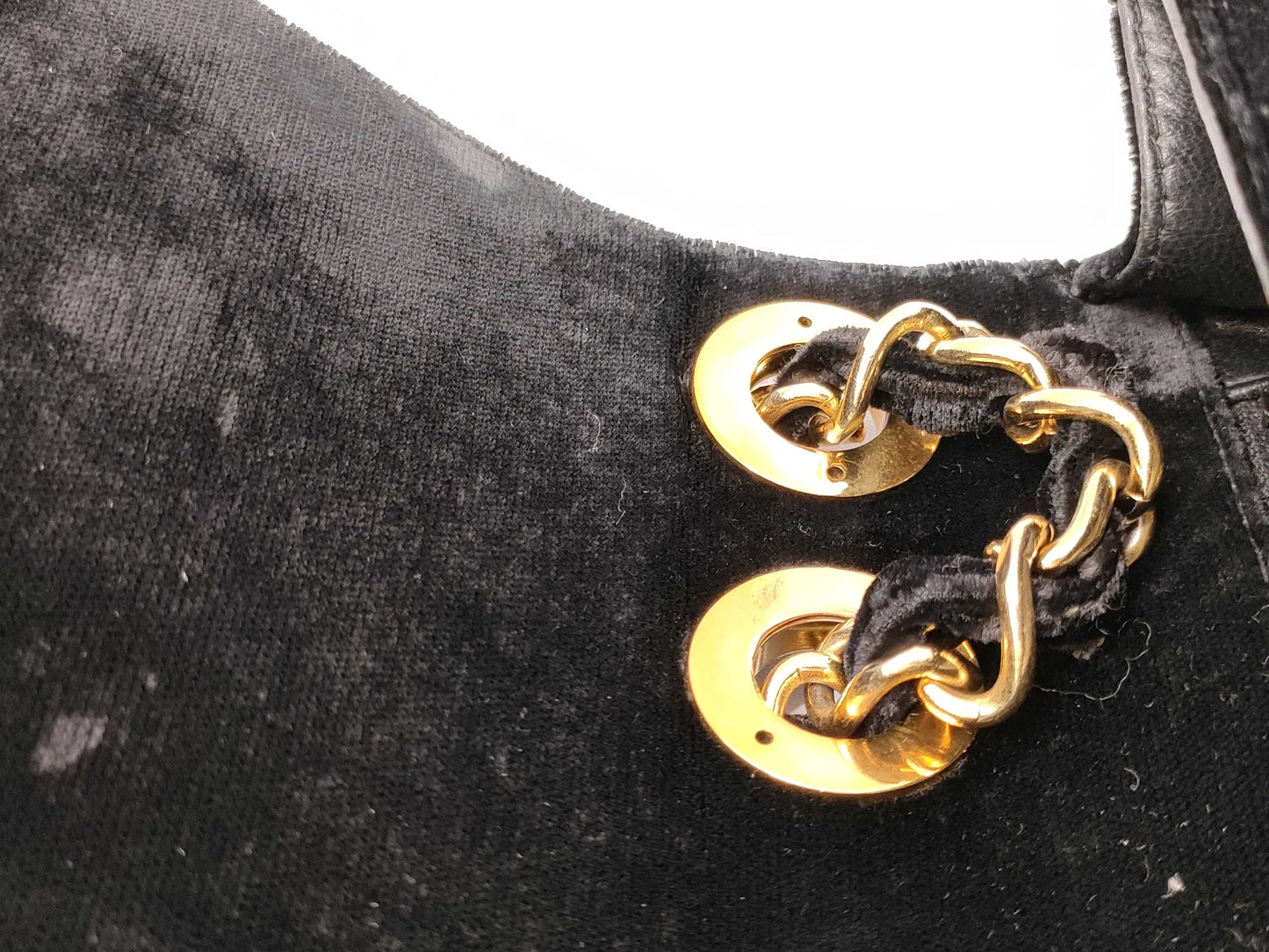 CHANEL Velvet Matelasse Chain Shoulder Bag
