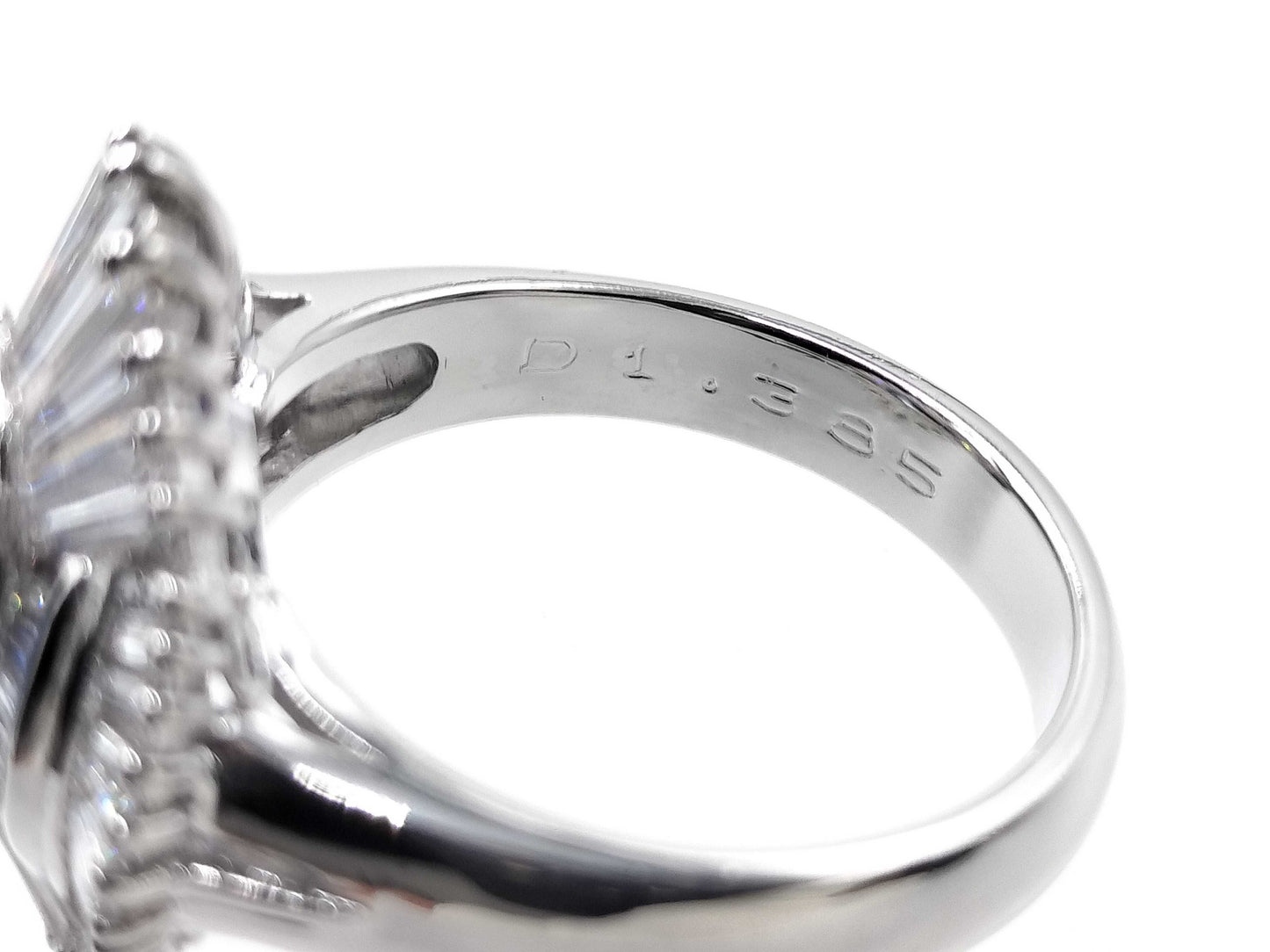 TZ2.50ct D1.385ct PT900 10.5g Ring