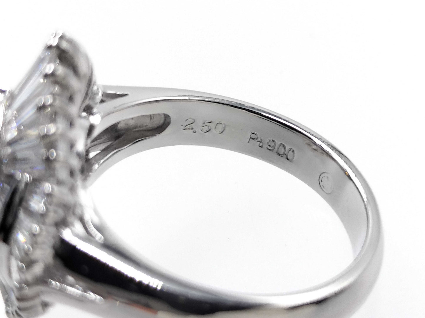 TZ2.50ct D1.385ct PT900 10.5g Ring