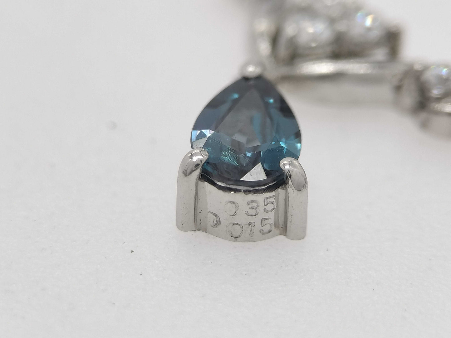 AX 0.35ct D 0.15ct PT900/850 3.9g Necklace