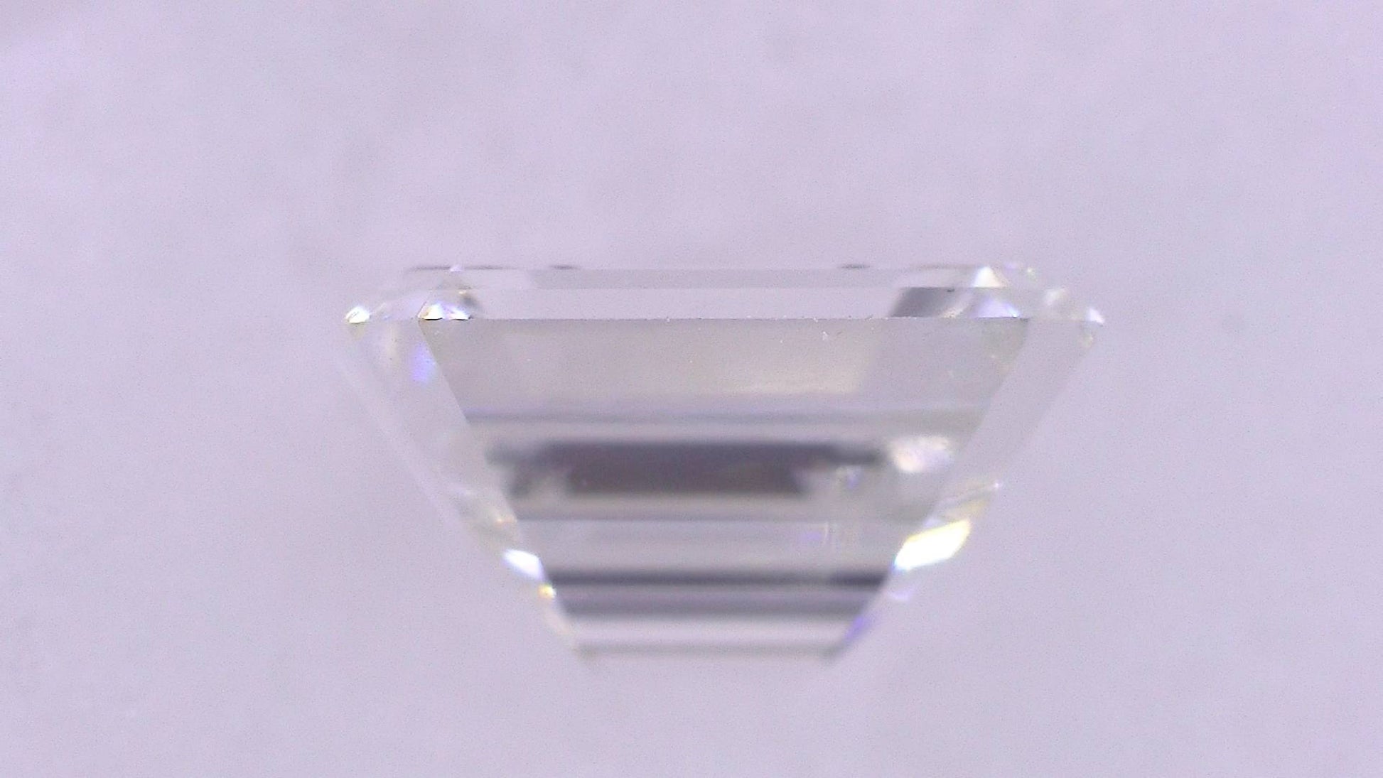 0.324ct G VS-2 ****/VG/GD NONE NATURAL 4.44-3.52X2.41mm EM Diamond Loose