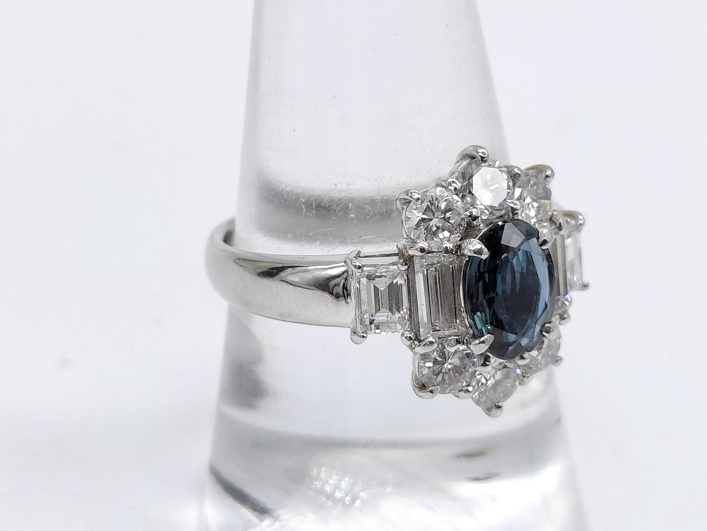 AX 0.88ct D 1.68ct Pt900 8.5g Ring