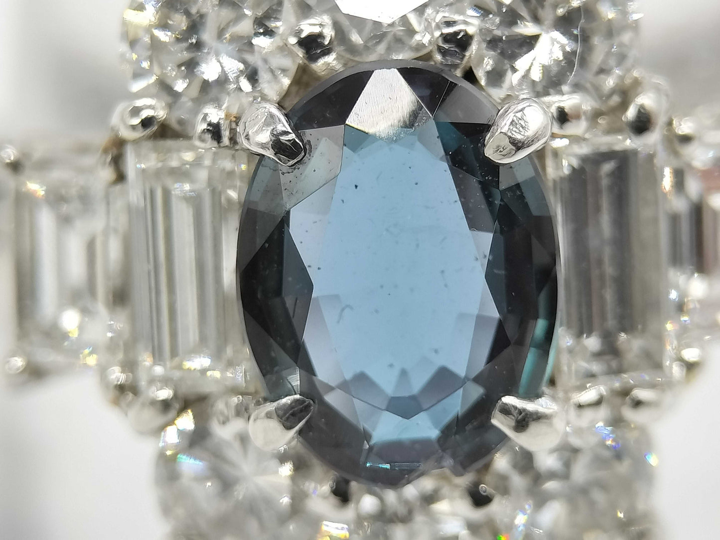 AX 0.88ct D 1.68ct Pt900 8.5g Ring