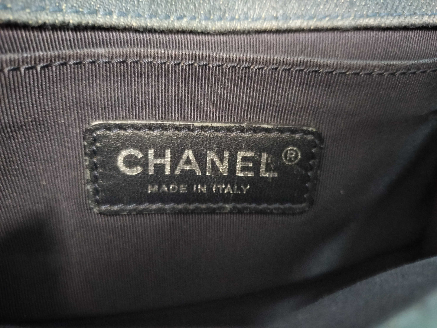 CHANEL Boy Chanel Chevron Denim Shoulder Bag 20862150