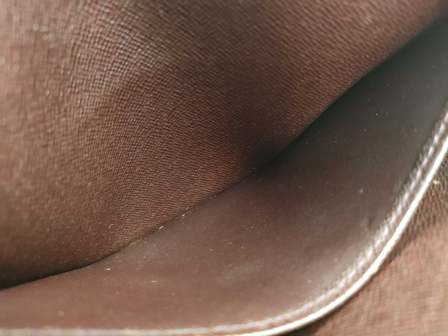 LOUIS VUITTON M30188 Taiga Baikal Second Bag