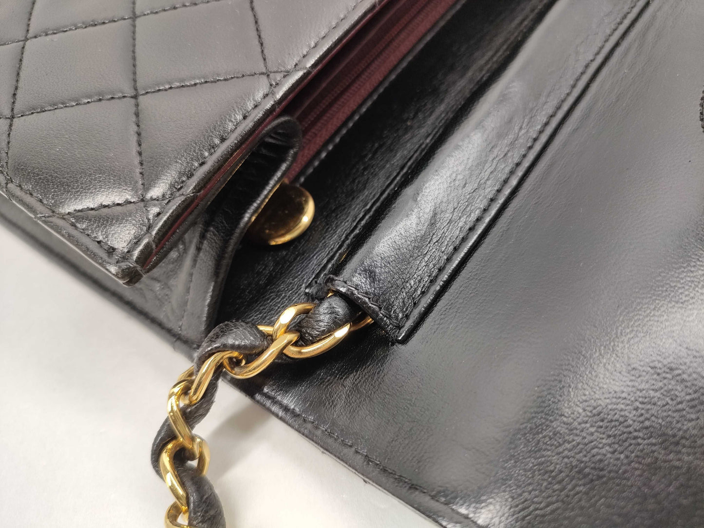 CHANEL Lambskin Matelasse 22 S Flap S Chain Push Lock Gold Shoulder Bag