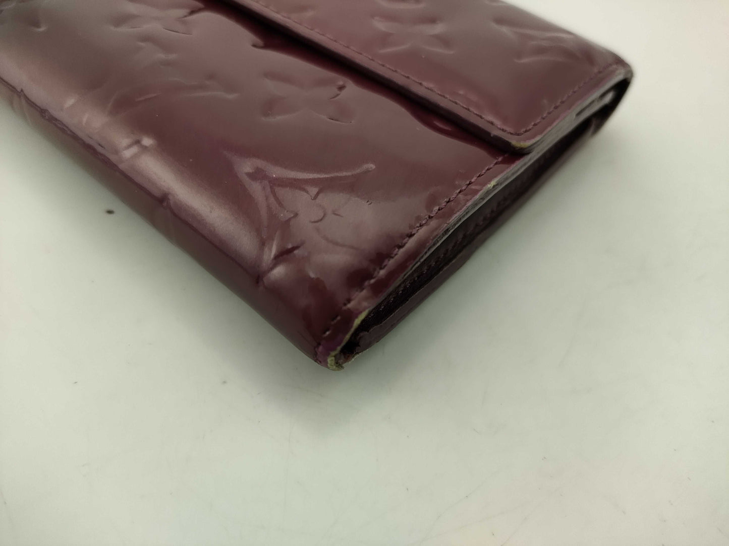 LOUIS VUITTON Vernis Vernis Porto Sarah Wallet