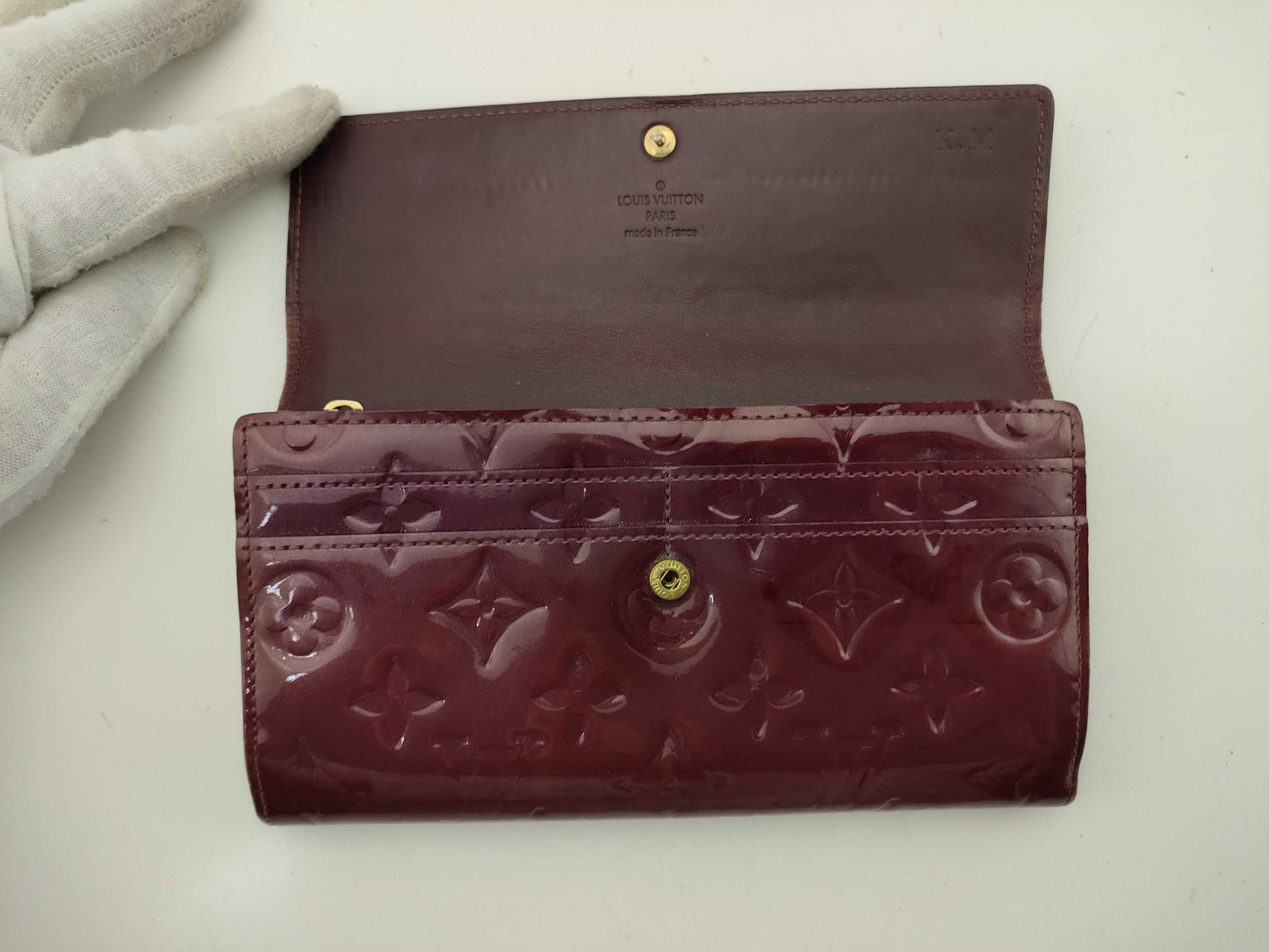 LOUIS VUITTON Vernis Vernis Porto Sarah Wallet