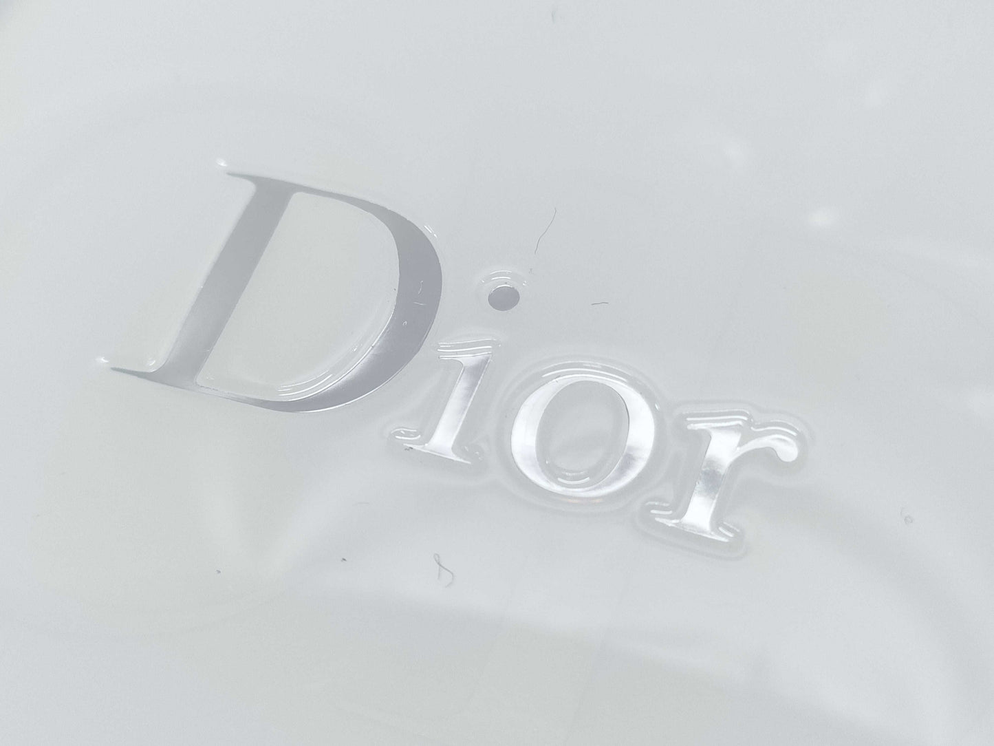 Dior Whitening Powder * Silky Soap 2 pieces Other accessories