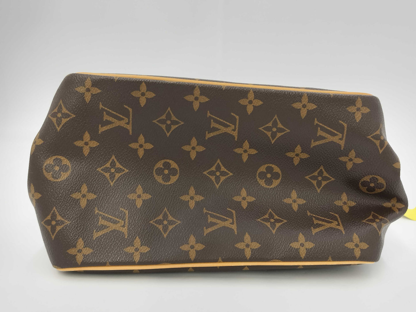 LOUIS VUITTON Monogram Batignolles Handbag