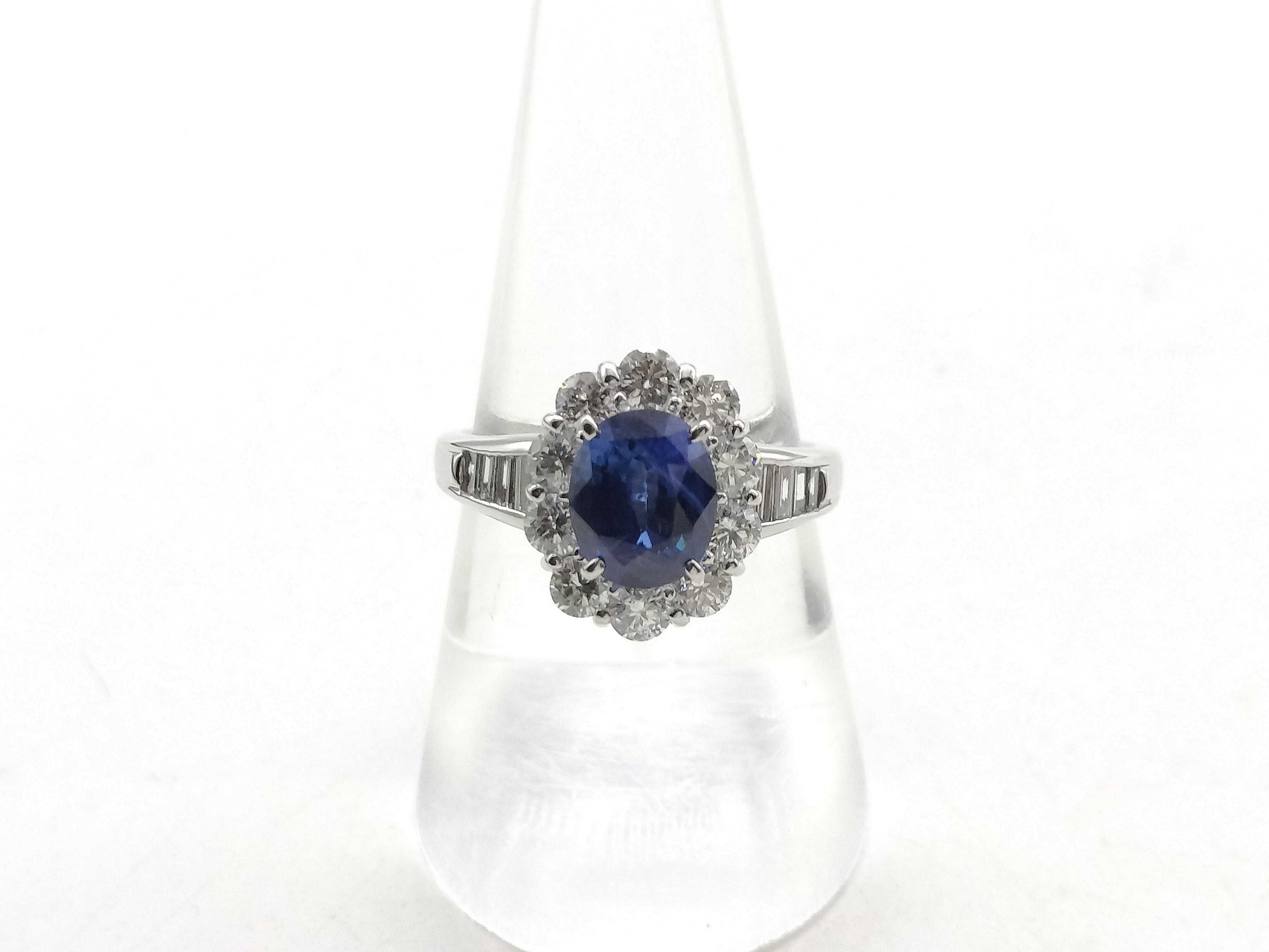 S2.461ct D1.32ct PT900 6.7g Ring
