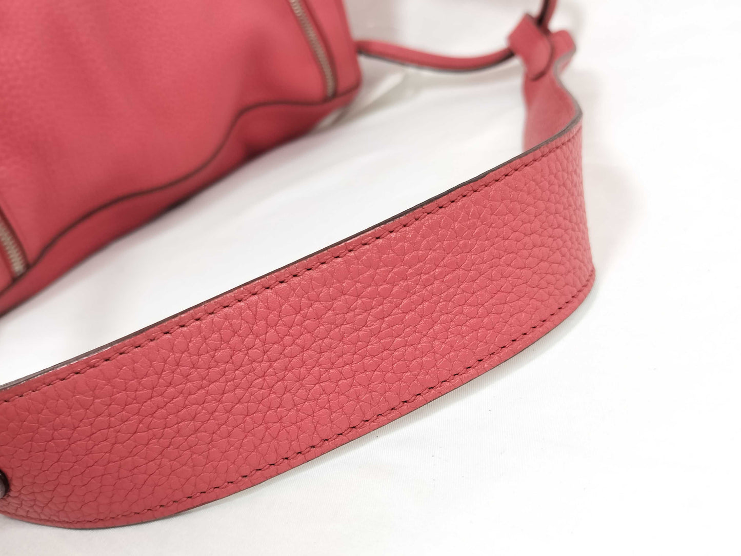 HERMES Lindy 34 Taurillon Red Handbag