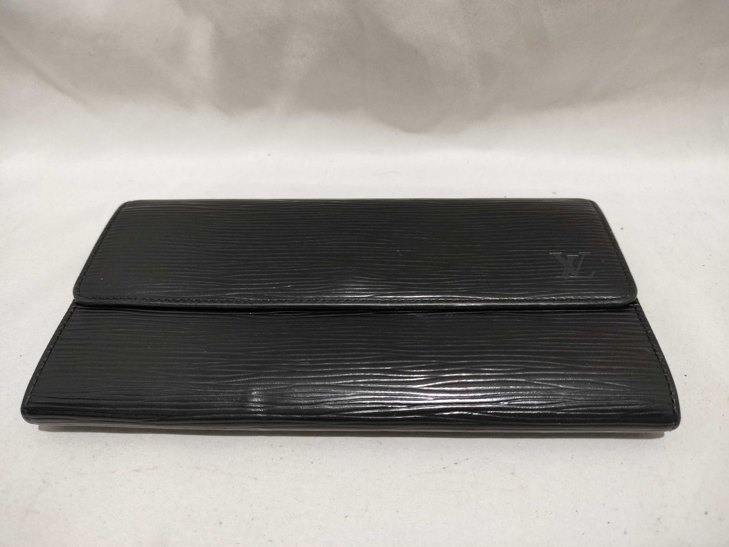 LOUIS VUITTON Epi Porte Monnaie Credit Noir Black Wallet