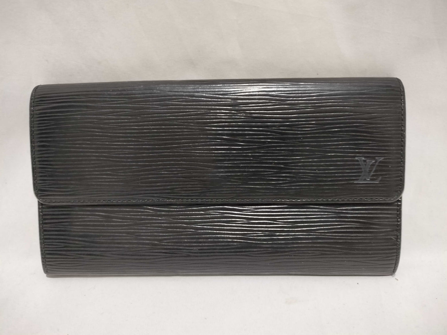 LOUIS VUITTON Epi Porte Monnaie Credit Noir Black Wallet