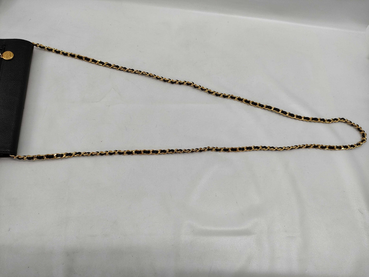 CHANEL Caviar Skin Chain Wallet Shoulder Bag