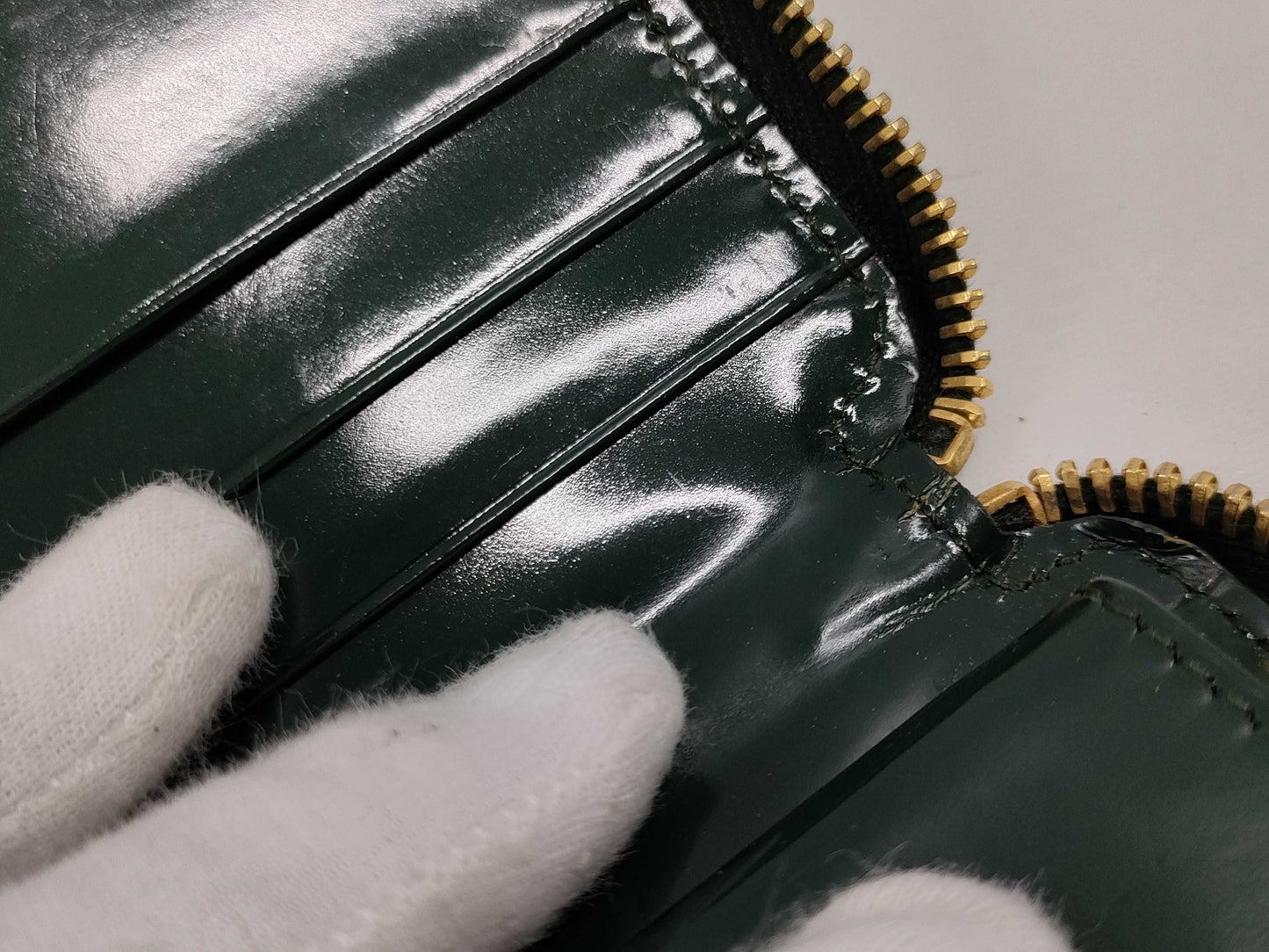 GUCCI Bamboo Enamel Wallet
