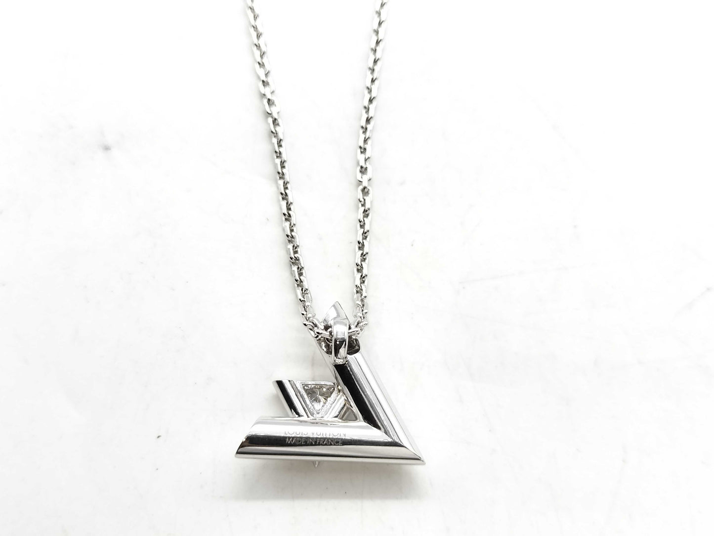 LOUIS VUITTON Volt One 1PD WG Au750 17.5g Necklace