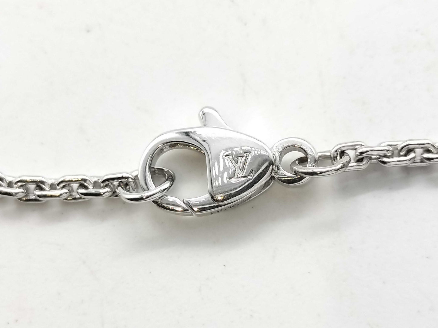 LOUIS VUITTON Volt One 1PD WG Au750 17.5g Necklace
