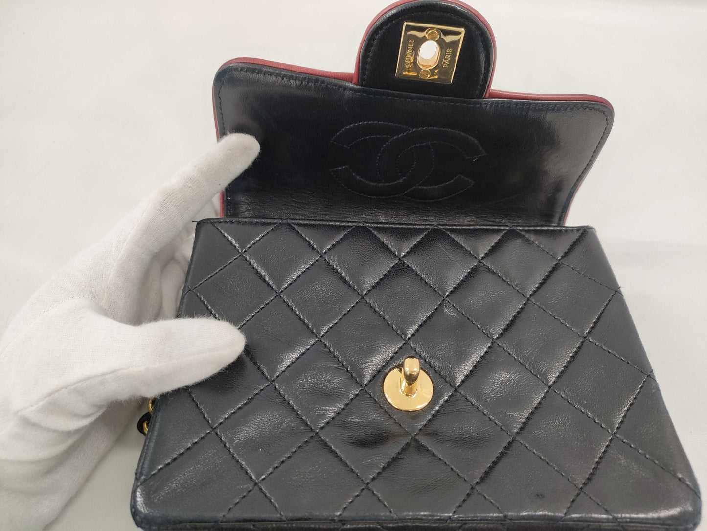 CHANEL Lambskin Matelasse Single Flap Two-Tone Shoulder Bag with No Seal