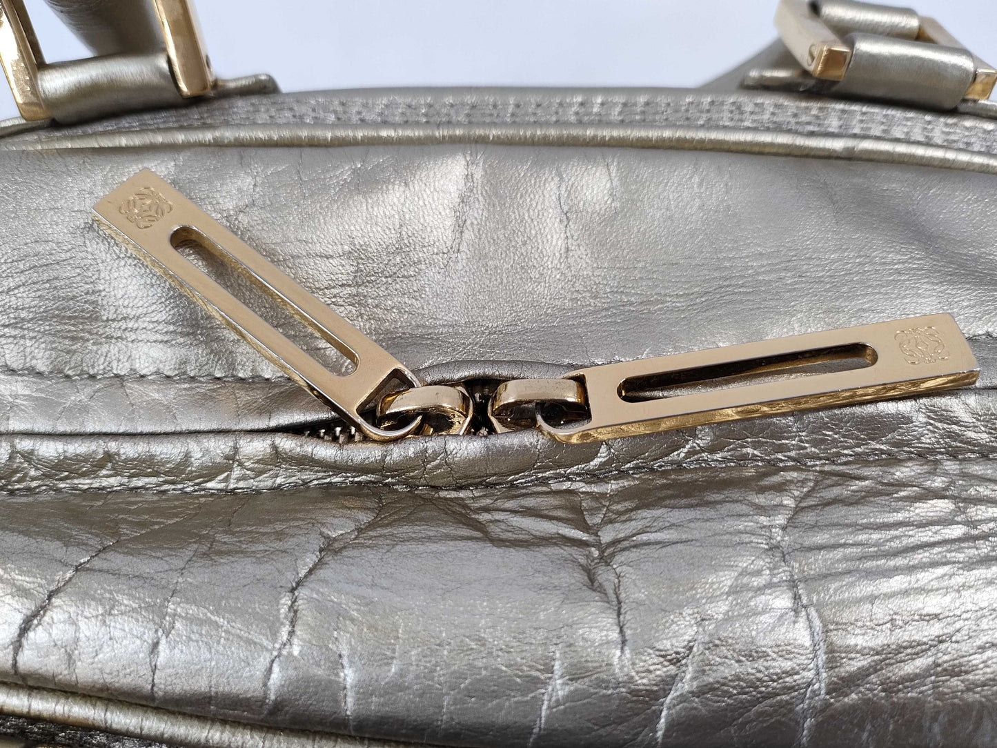 LOEWE Amazona 28 Leather Handbag