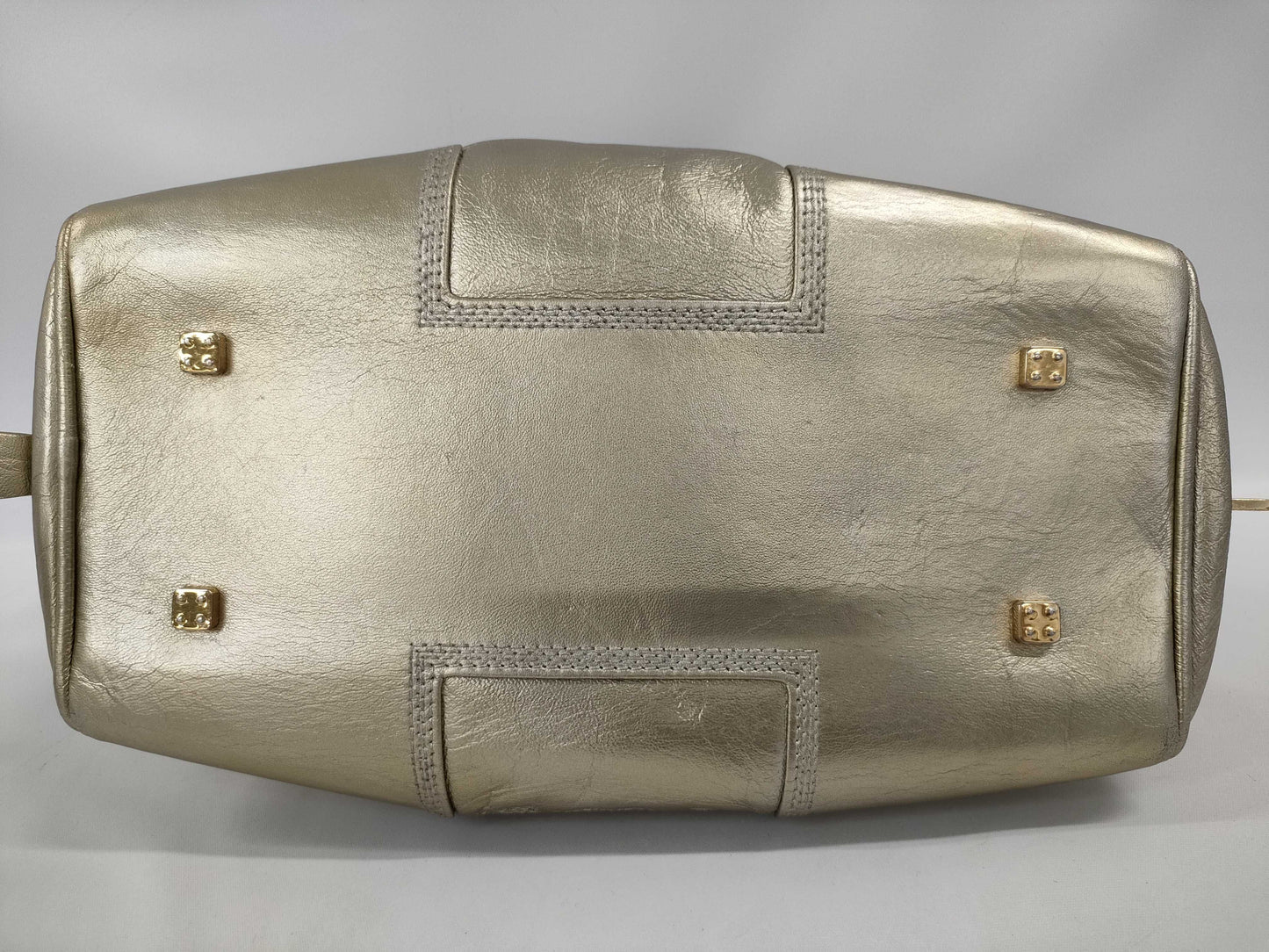 LOEWE Amazona 28 Leather Handbag