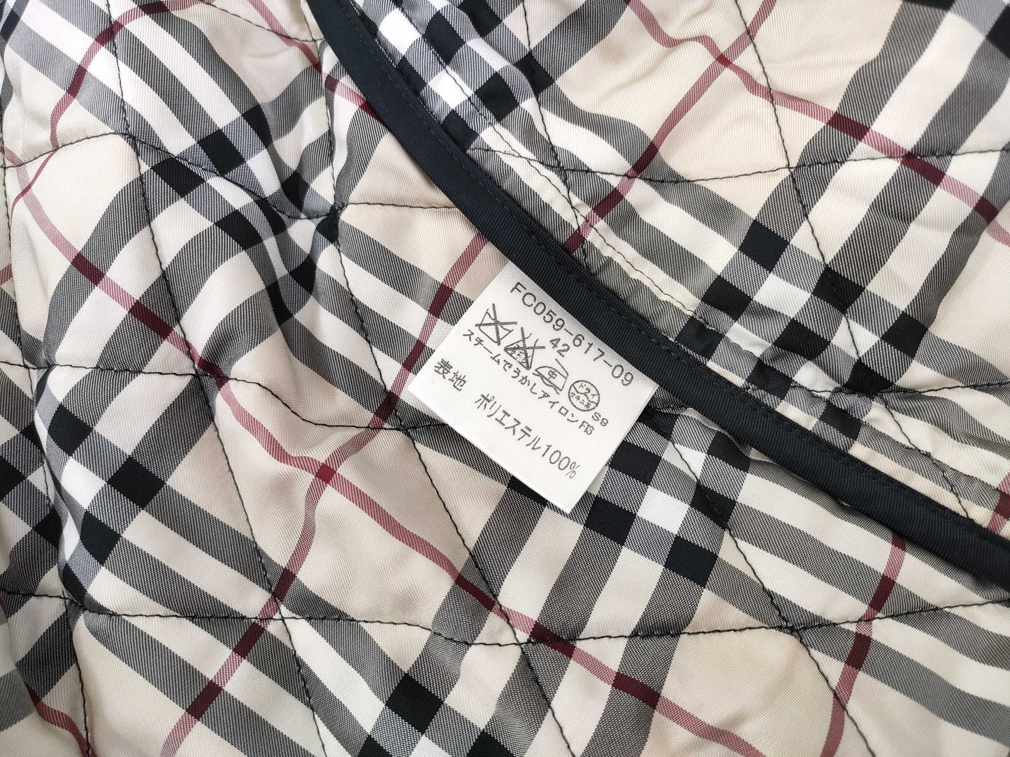 BURBERRY Quilted Jacket/Reversible/Nova Check Jacket