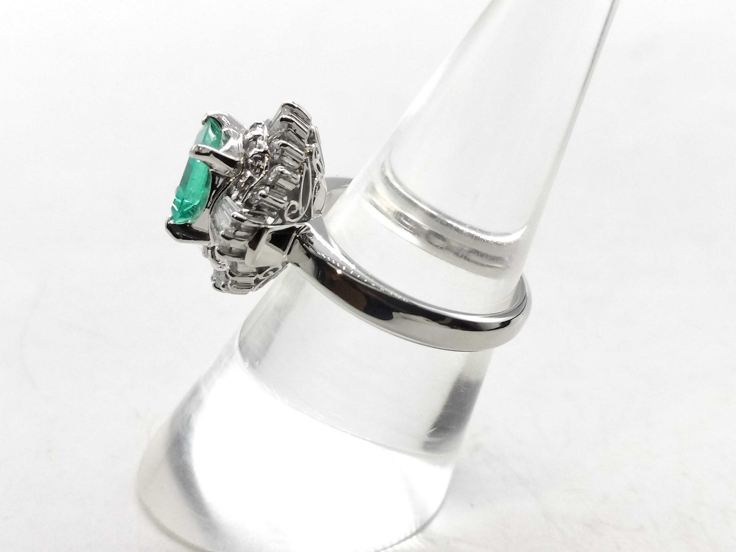 E1.15ct D0.85ct PT900 11.7g Ring