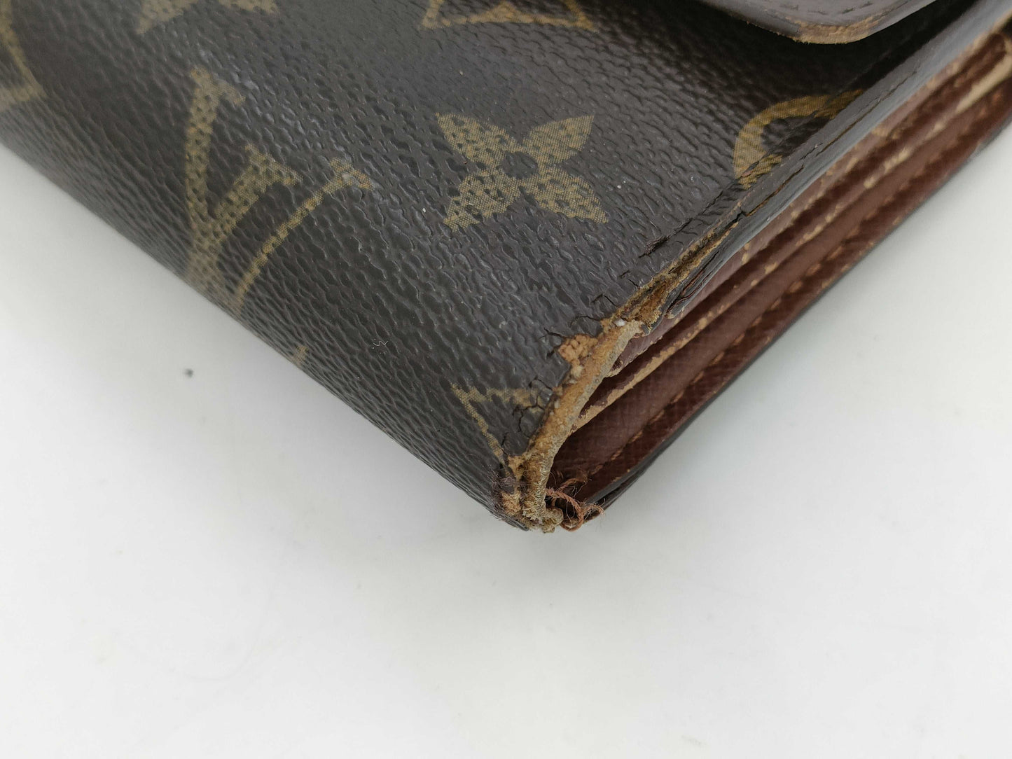 LOUIS VUITTON Monogram Epi Wallet 4-Piece Set