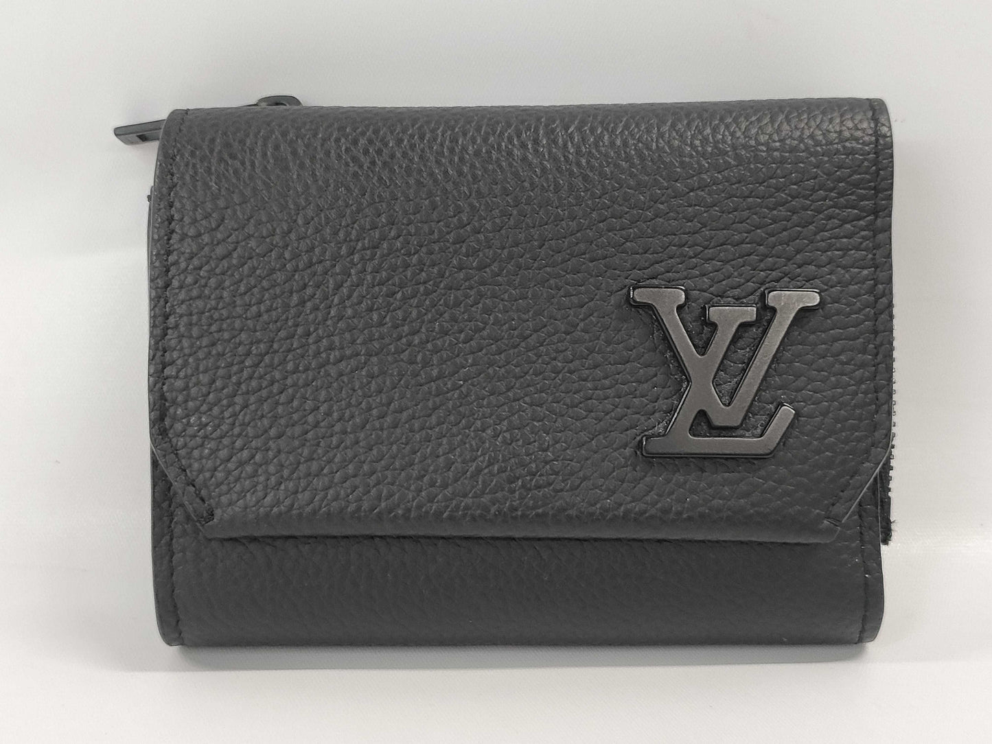 LOUIS VUITTON Aerogramme Portefeuille Pilot M81740 Wallet