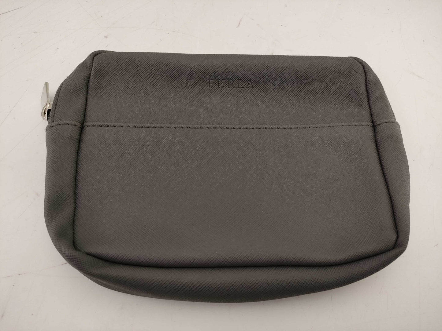 FENDI Deterioration/Ferragamo Perfume/FURLA 3-Piece Pouch