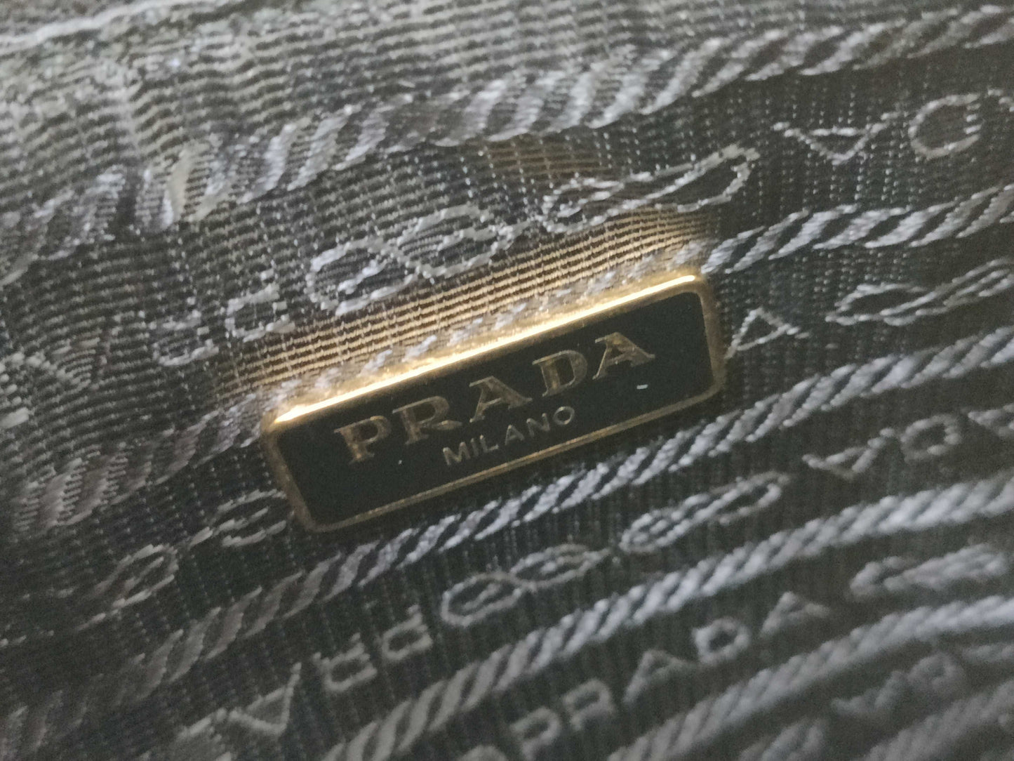 PRADA Re Edition 2005 Saffiano Shoulder Handbag