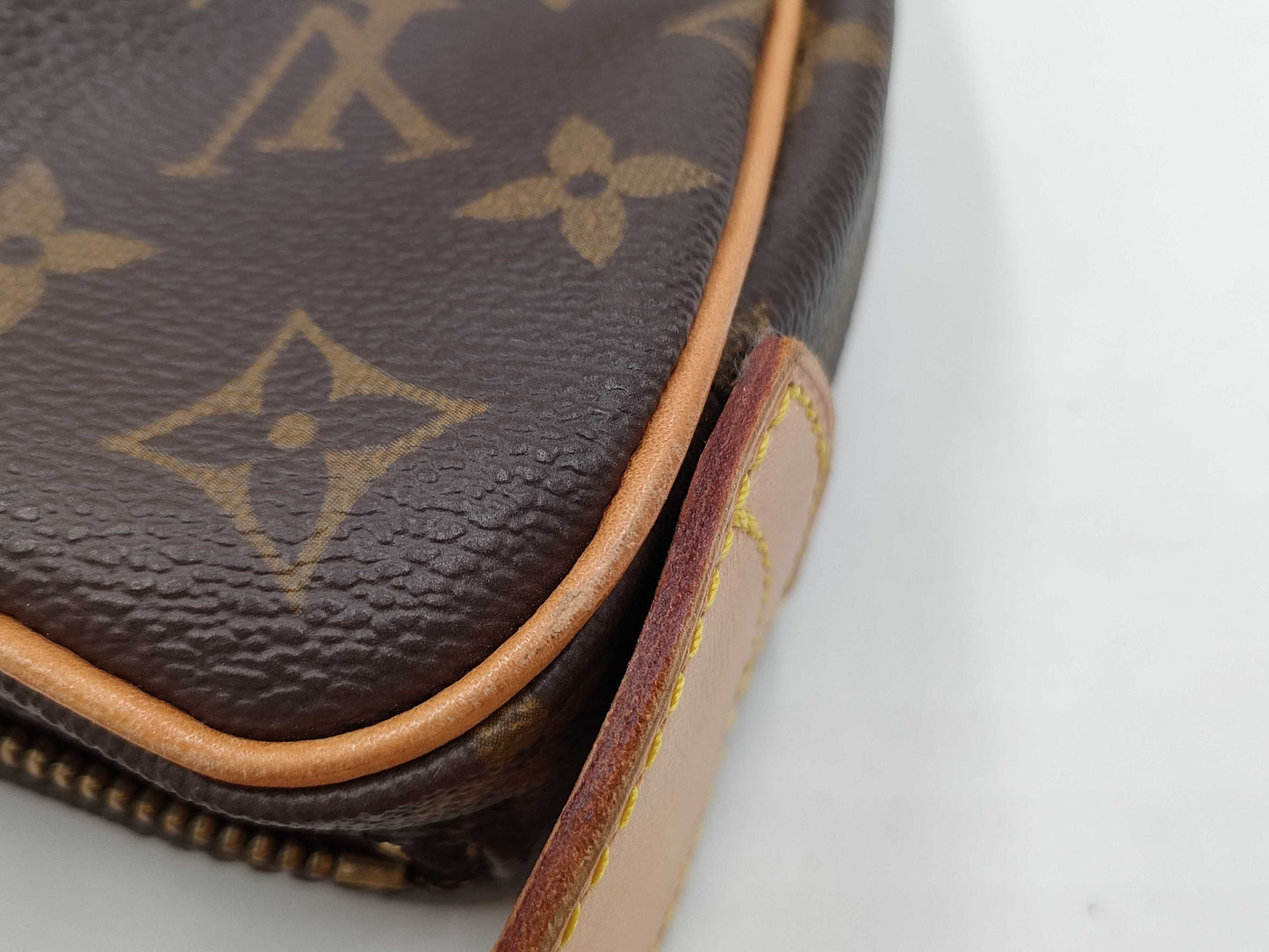 LOUIS VUITTON Monogram Croissant Shoulder Bag