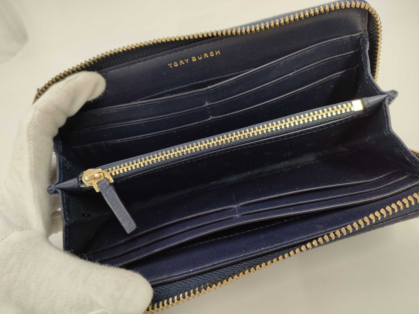 Tory Burch long wallet *Total of 4 wallets Michael Kors Tory Burch Coach etc.