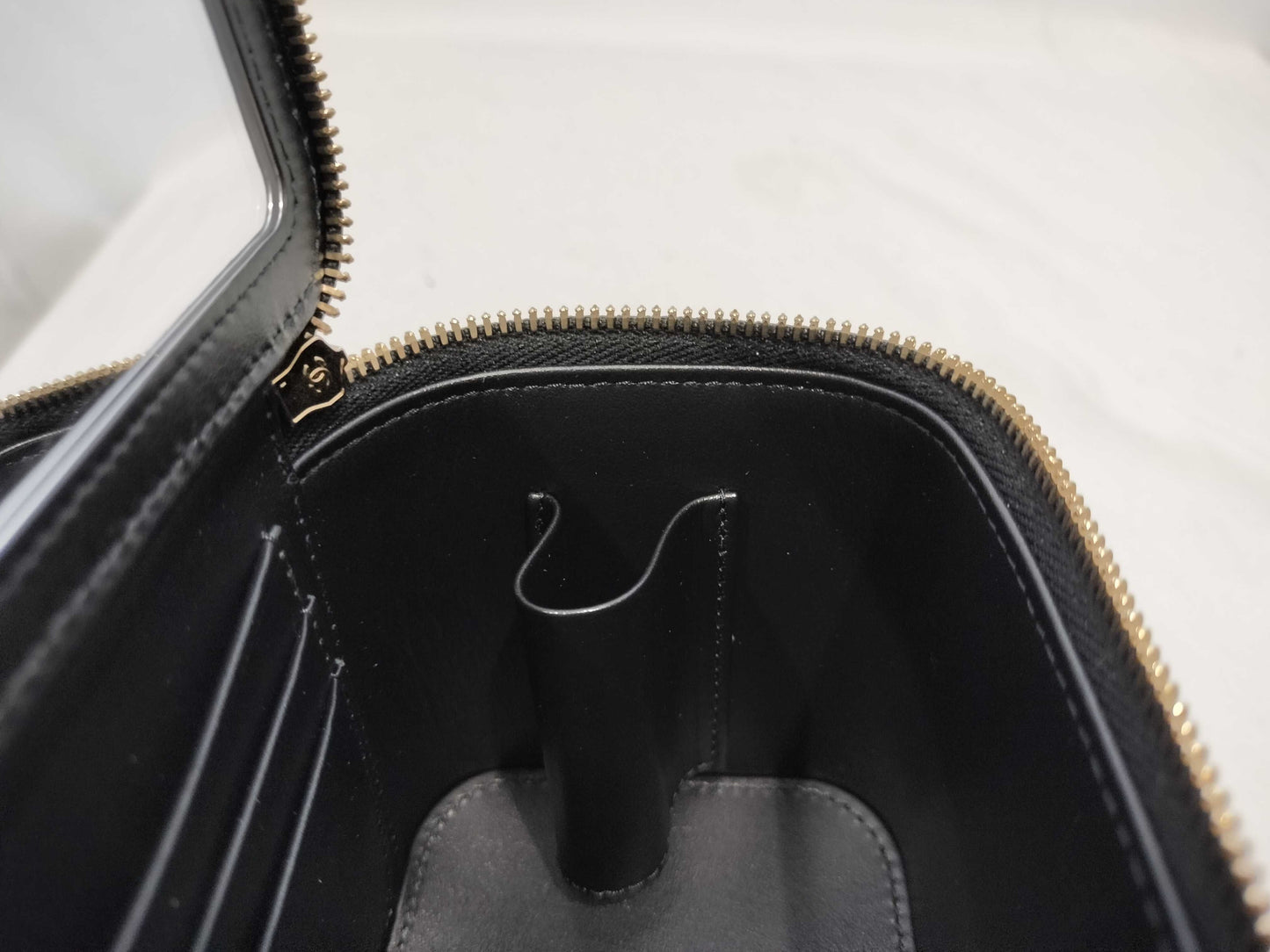CHANEL Caviar Skin ap4404 Vanity Shoulder Bag
