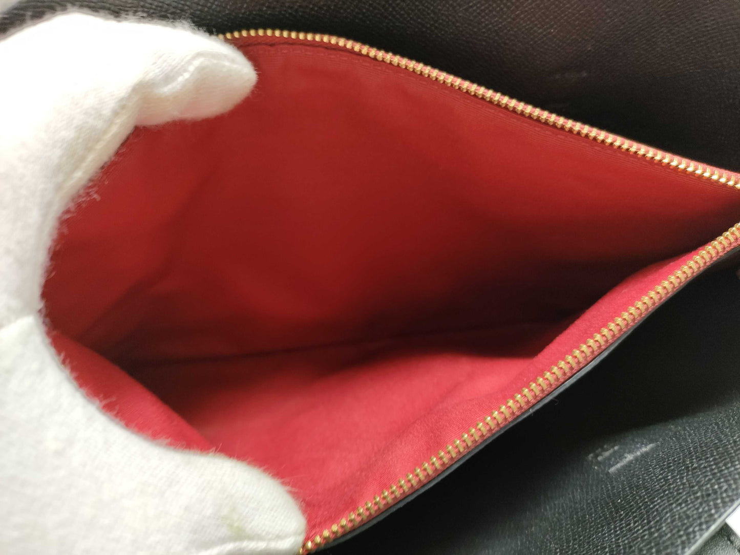 COACH Signature C4250 2-Way Shoulder Bag