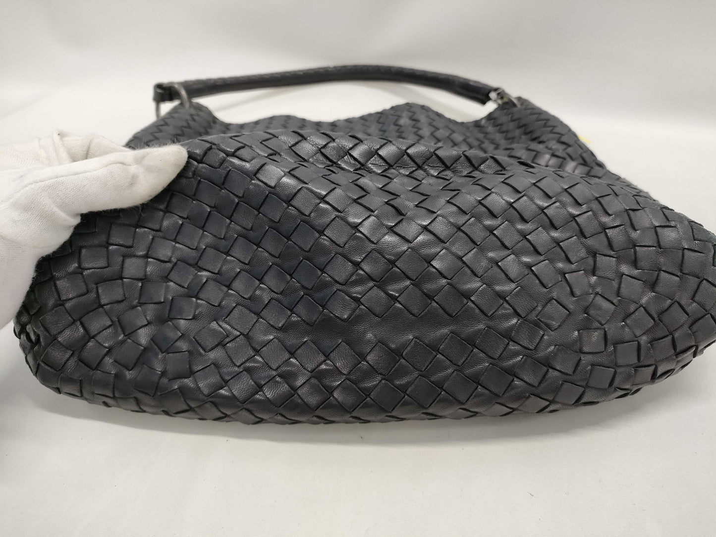 BOTTEGA VENETA Intrecciato One-Shoulder Tote Bag