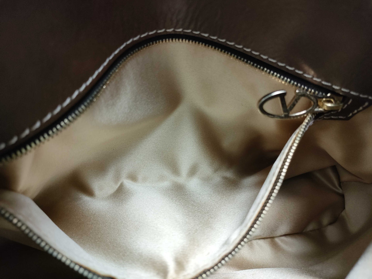 Valentino Garavani Plastic Chain Shoulder Bag