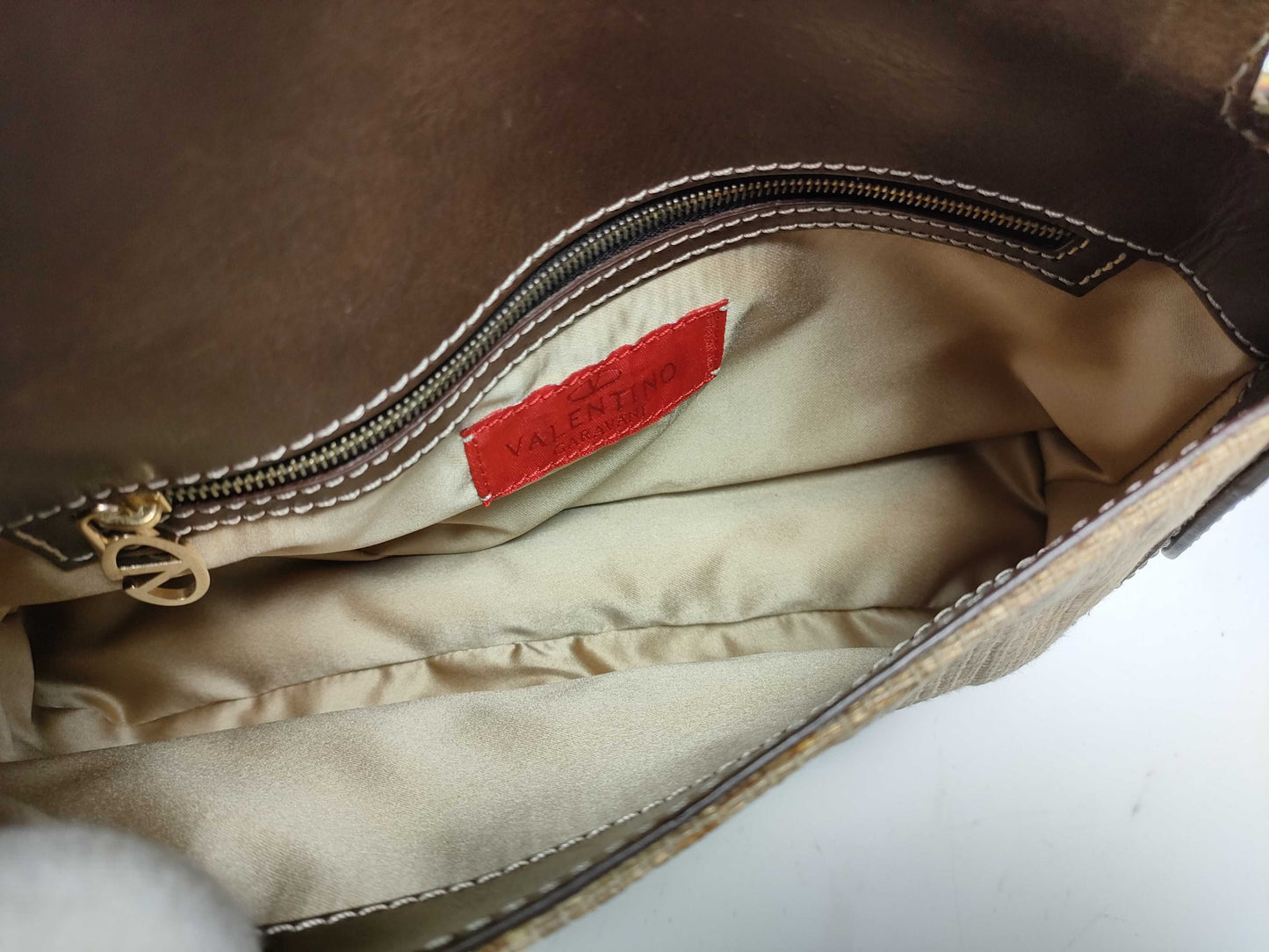 Valentino Garavani Plastic Chain Shoulder Bag