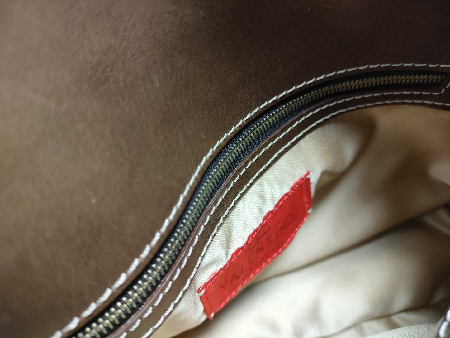 Valentino Garavani Plastic Chain Shoulder Bag
