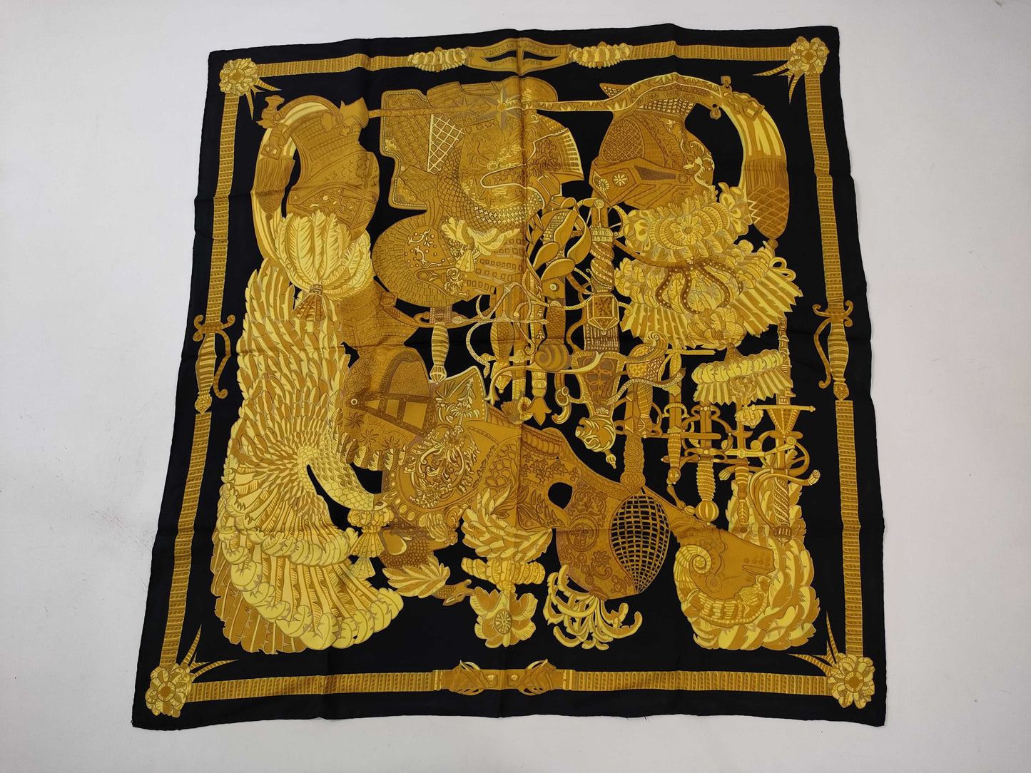 HERMES Scarf without tag
