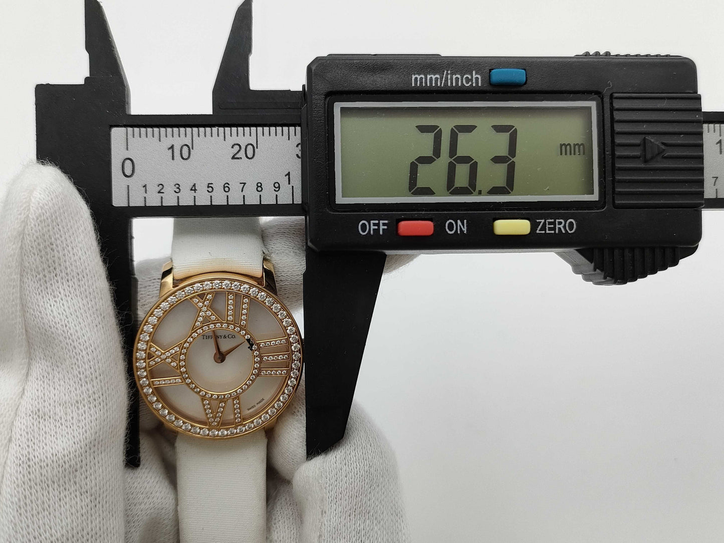 Tiffany & Co. Z1900.10.30E91A40B T00001712 Quartz 18K Gold Women's Watch