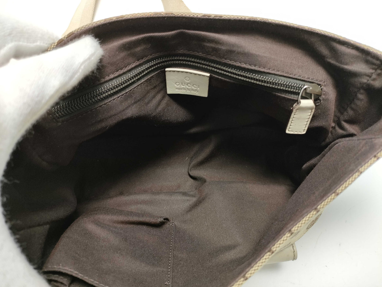 GUCCI GG canvas shoulder bag