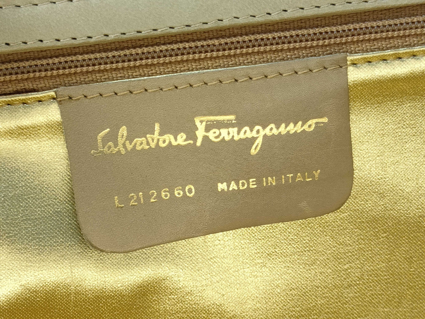 Salvatore Ferragamo Prada/Burberry/Ferragamo*2 Bag Set Handbag